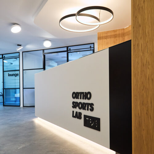 Ortho Sports Lab – Empfangsbereich der Praxis
